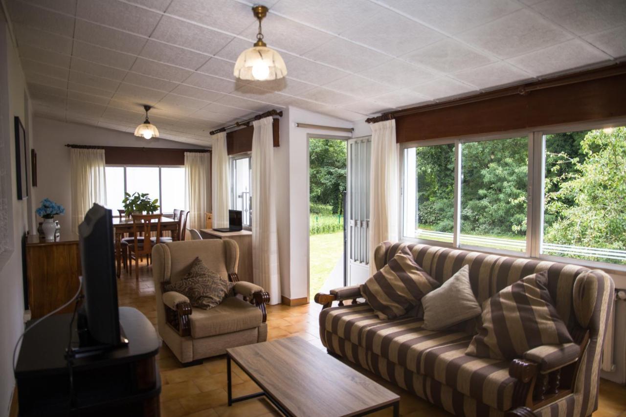 La Casa Del Rio - A 13 Kilometros De Santiago Villa Sigueiro Luaran gambar